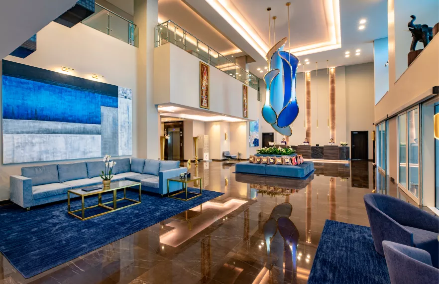 Centara West Bay Hotel Doha Lobby