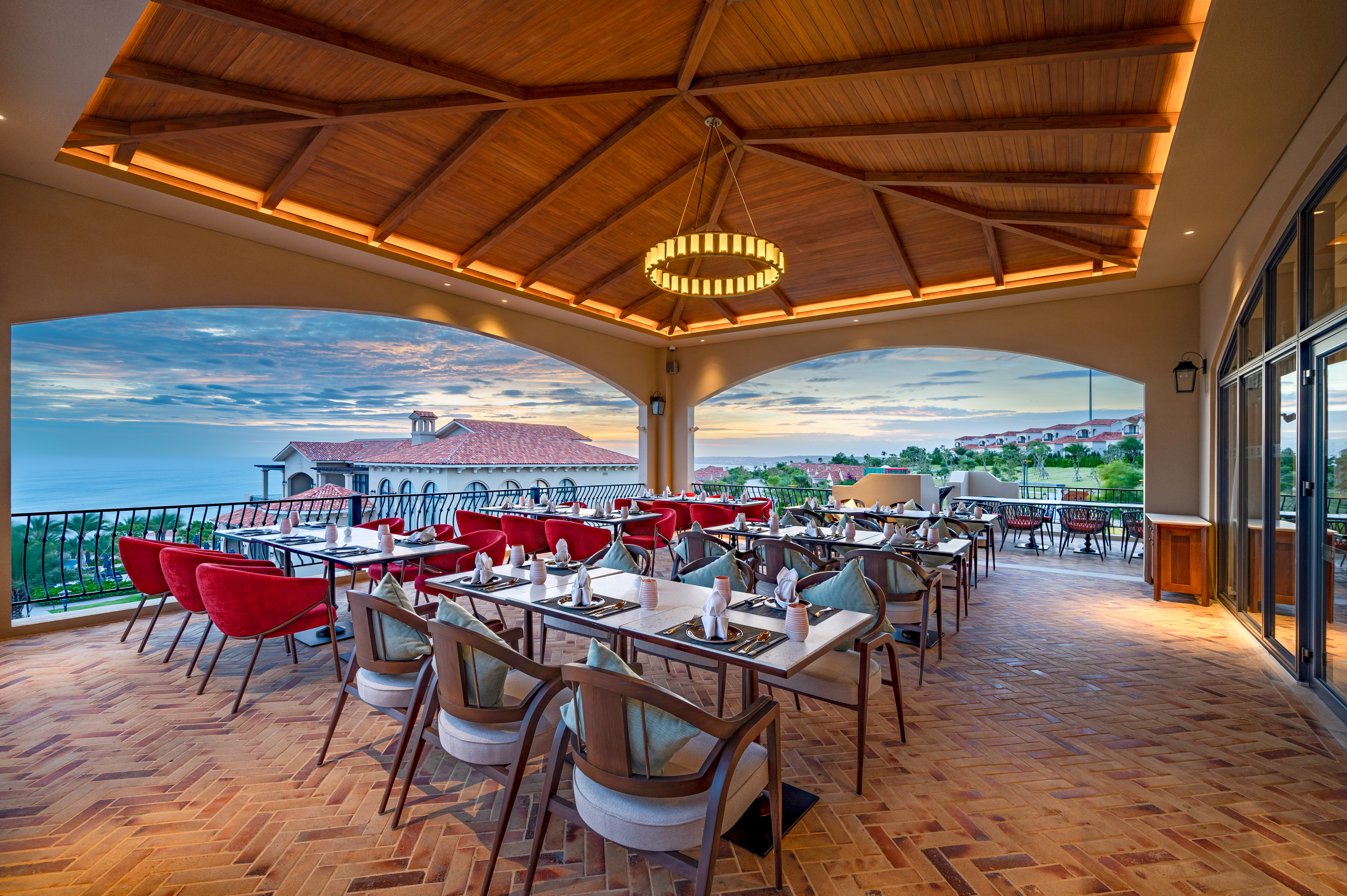 Centara Mirage Resort Mui Ne - Suan Bua