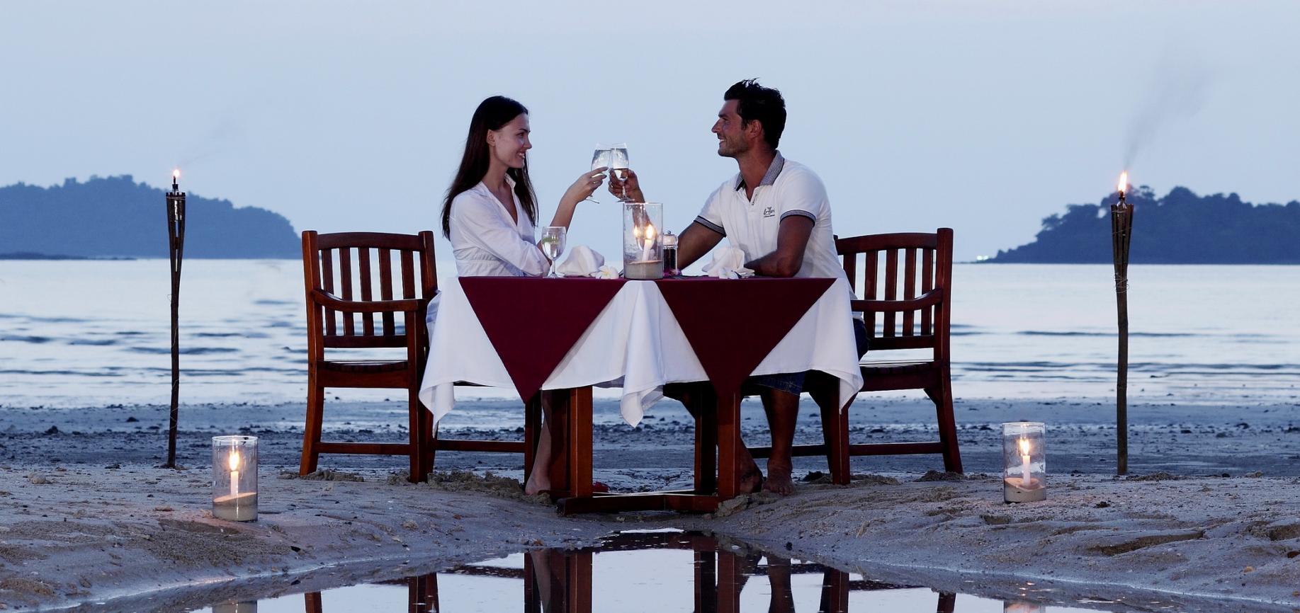 Sea Breeze Restaurant at Centara Koh Chang Tropican Resort