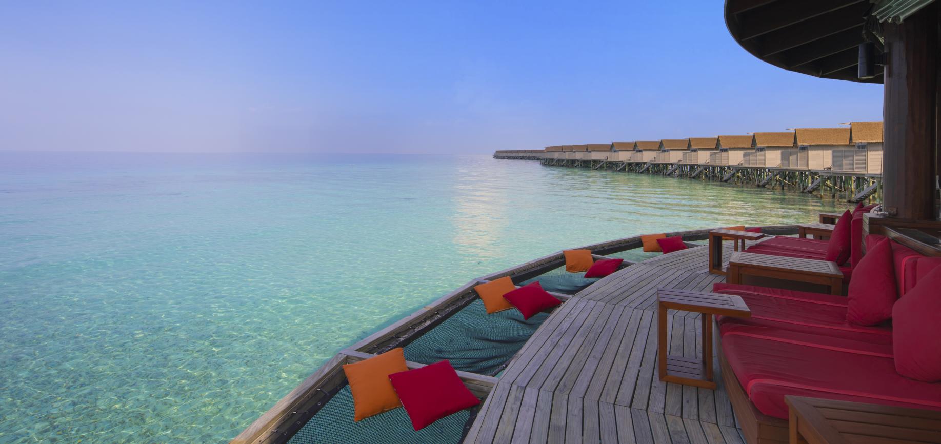 Viu bar at Centara Ras Fushi Resort & Spa Maldives