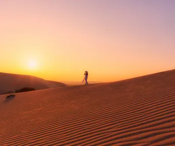 red-sand-dunes-mui-ne