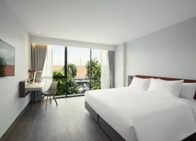 Superior room at Centara Life Hotel Bangkok Phra Nakhon