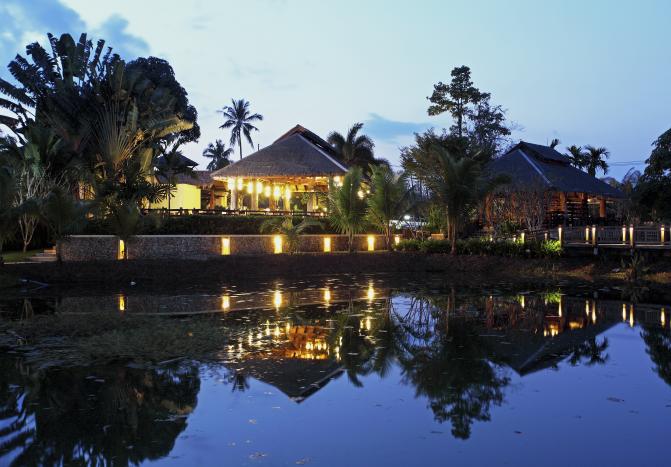 Lobby Bar at Centara Koh Chang Tropicana Resort