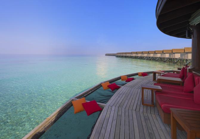 Viu bar at Centara Ras Fushi Resort & Spa Maldives