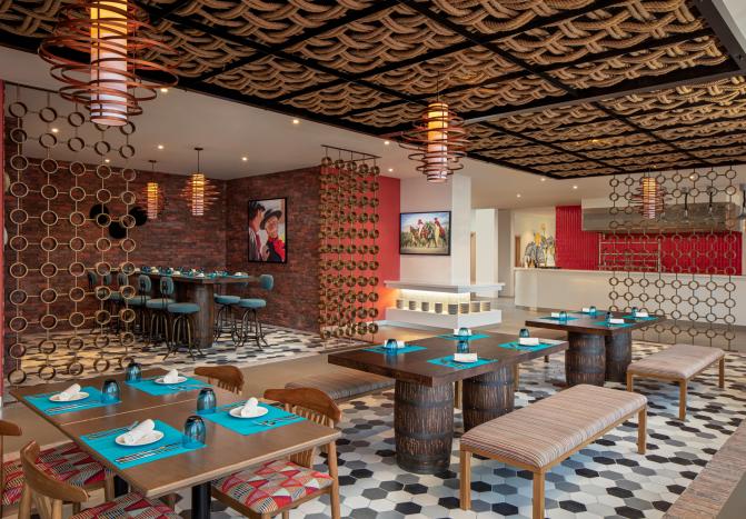 UNO MAS Spanish Restaurant