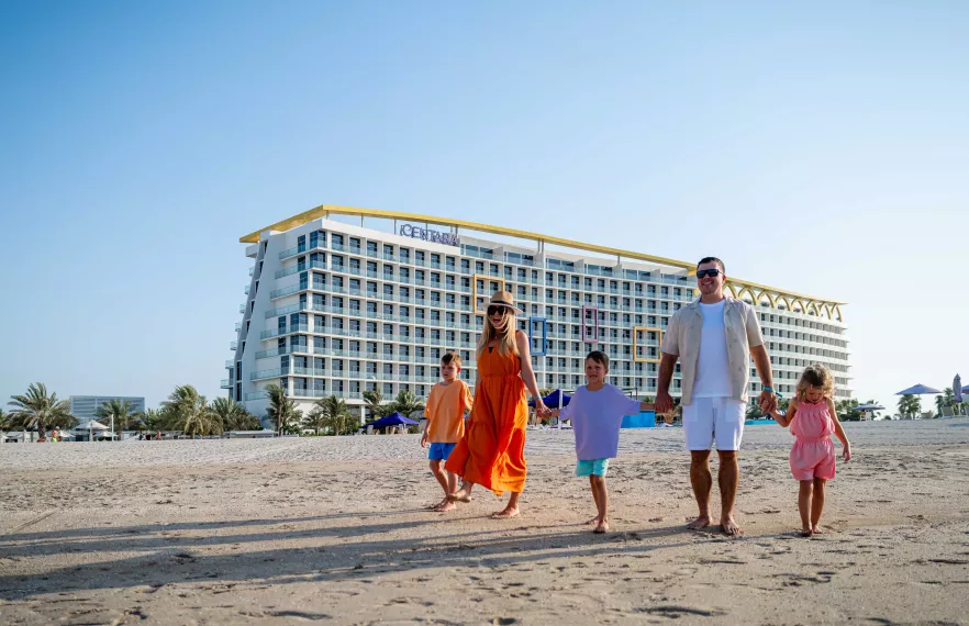 Family at the beach | Centara Mirage Beach Resort Dubai (CDD)